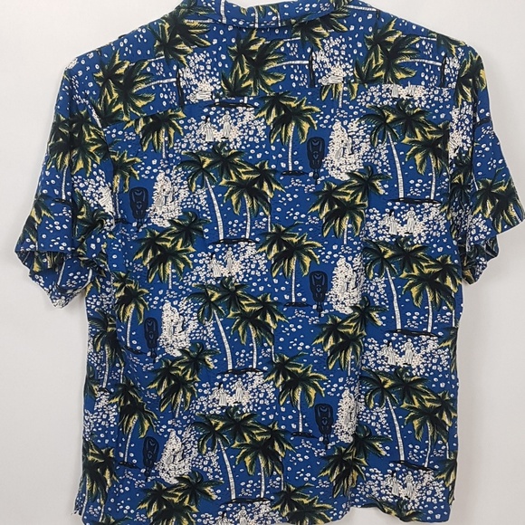 Mens Classic Palm Tree Button up Tshirt - Picture 3 of 4